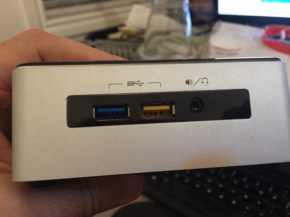 Intel Nuc S Perfectly Supplant Apple S Mac Mini As A Lightweight